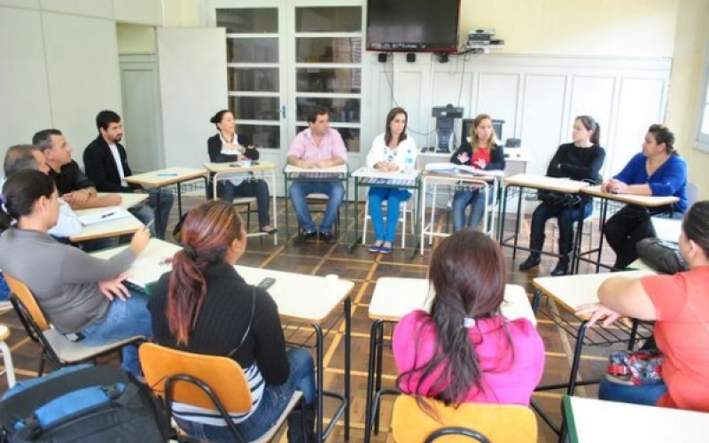 Conselho da alimentação escolar municipal é formado em Jacarezinho