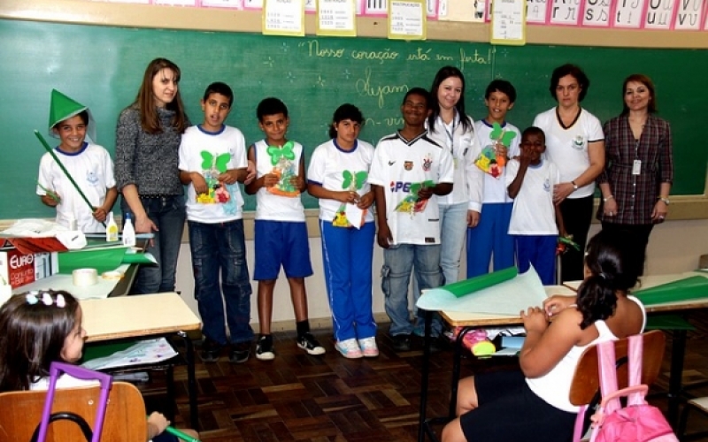 Escola Arlindo Bessa promove integração com alunos da APAE  