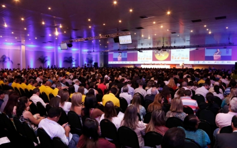 Jacarezinhense participa de Fórum Mundial de Desenvolvimento Econômico