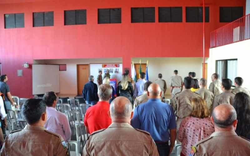 Prefeitura Municipal de Jacarezinho custeia reforma realizada no prédio do Corpo de  Bombeiros