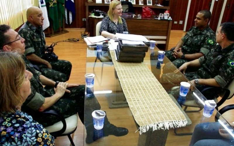 Comitiva da 15ª Circunscrição de Serviço Militar visita Jacarezinho