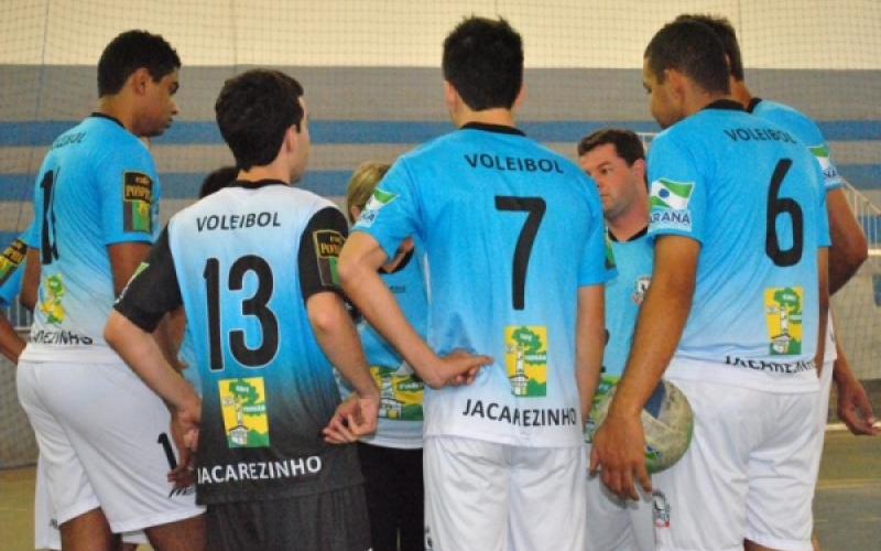 Jacarezinho é campeão invicto da Taça Interestadual de Voleibol