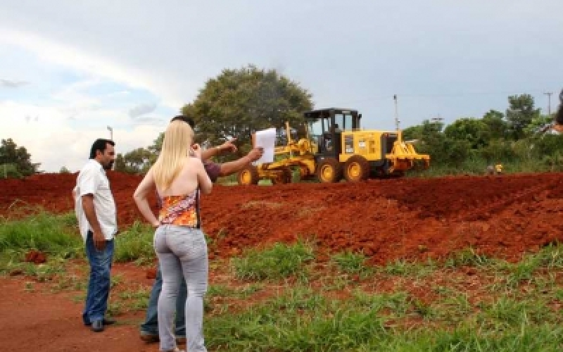 Início da construção da Escola Municipal Dina Tereza da Silva