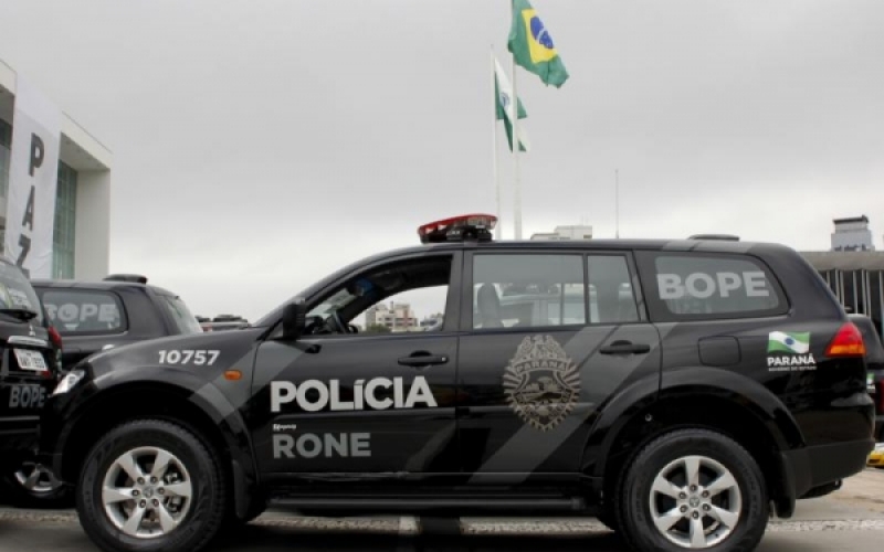 Jacarezinho recebe duas novas viaturas policiais