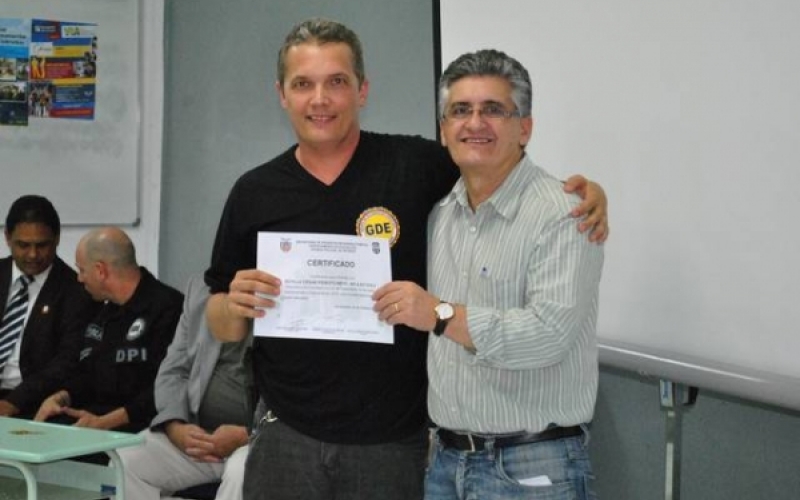 Dr. Sérgio participa de entrega de certificados para Polícia Civil