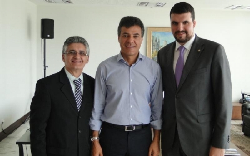 Entrega de viaturas em Jacarezinho é adiada