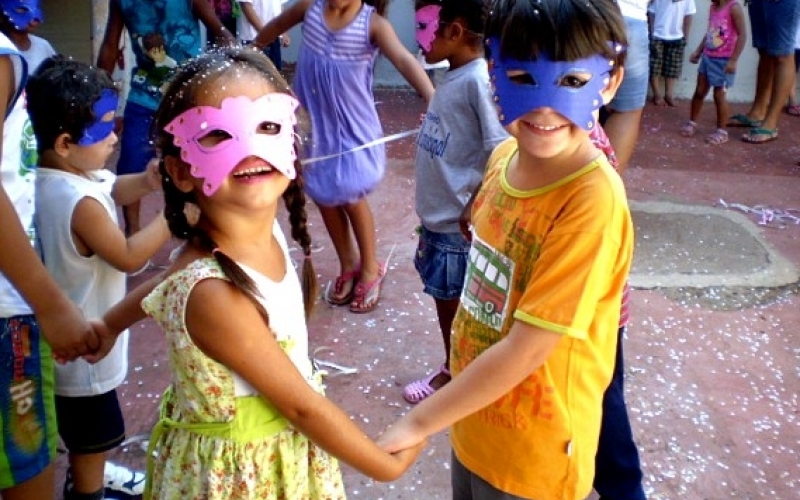 Emei Pedacinho do Céu promove festa de Carnaval