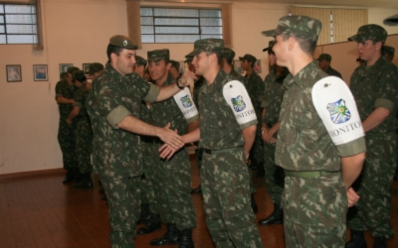            Soldados do Tiro de Guerra são promovidos a monitores.