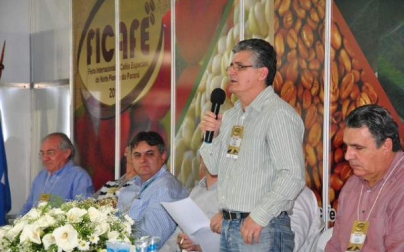 Dr. Sérgio destaca importância durante abertura oficial da Ficafé 2013