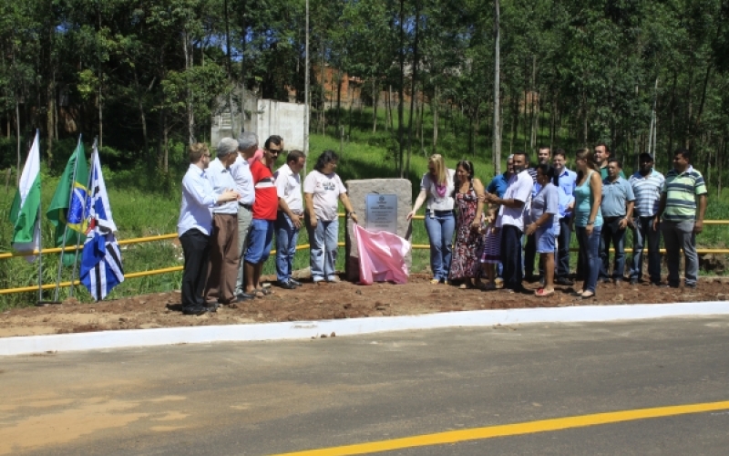 Prefeitura Municipal de Jacarezinho entrega a ponte da rua do Rosário 