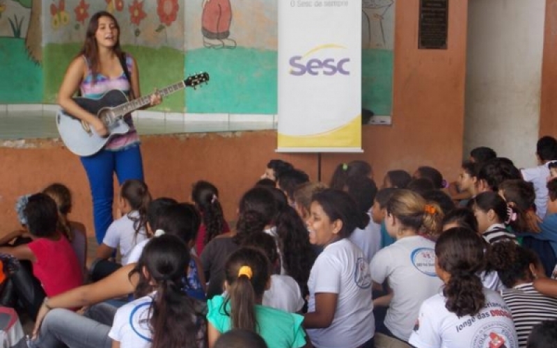 Fejacan nas Escolas leva música e regionalismo a alunos de Jacarezinho