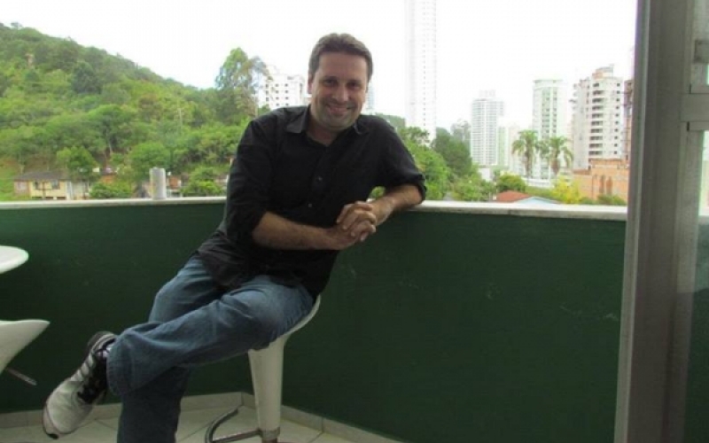 Lançamento oficial do livro “Crônicas de Cesar Cardozo” no Paraná será em Jacarezinho