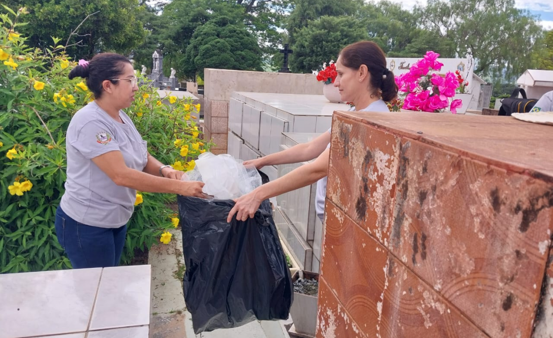 Prefeitura estabelece prazo para flores no Cemitério