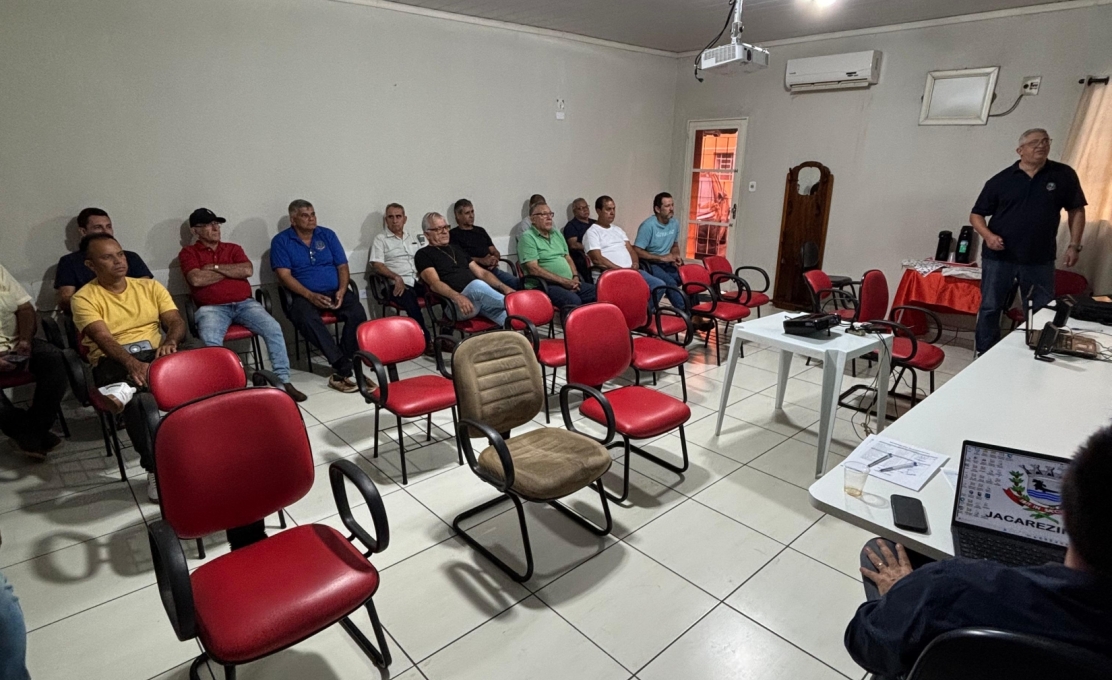 Prefeitura promove capacitação de trânsito e direção defensiva para motoristas efetivos e terceirizados