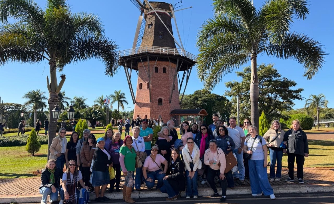 Equipe da Merenda Escolar participa da 31ª HORTITEC em Holambra