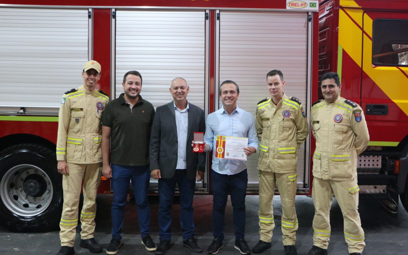 Novo caminhão de combate a incêndios para Corpo de Bombeiros de Jacarezinho