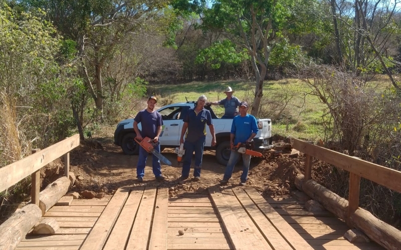 Reforma na ponte do Rio Brumado no Bairro Monjolinho