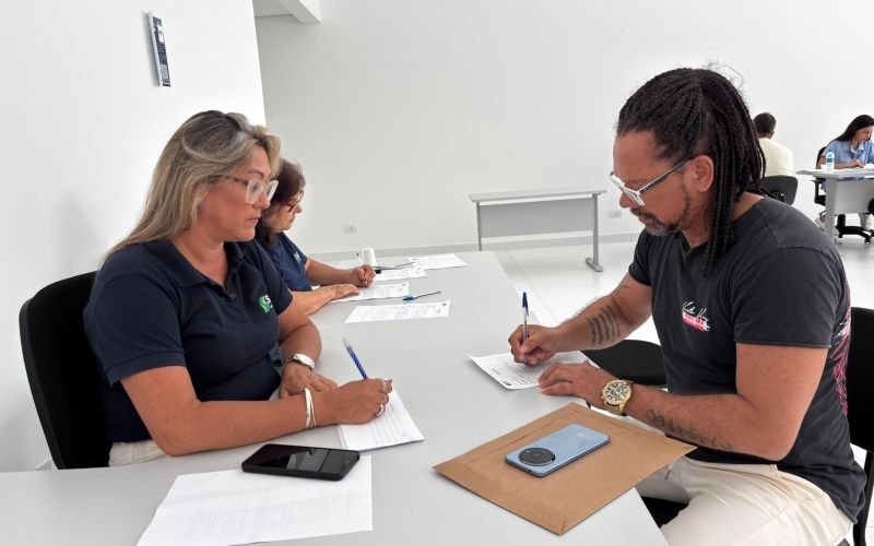 Mutirão de empregos da EPR atrai 80 candidatos em Jacarezinho!