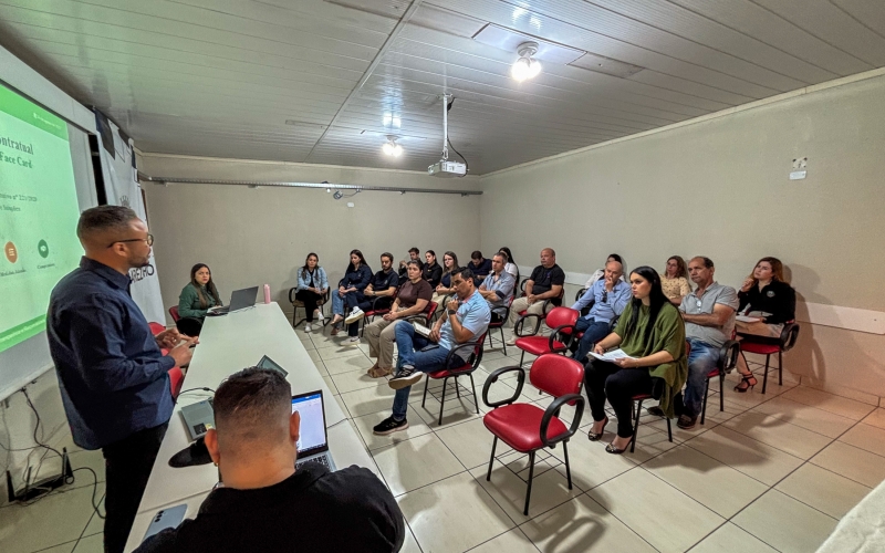 Prefeitura promove audiência para novo credenciamento do Vale-Alimentação