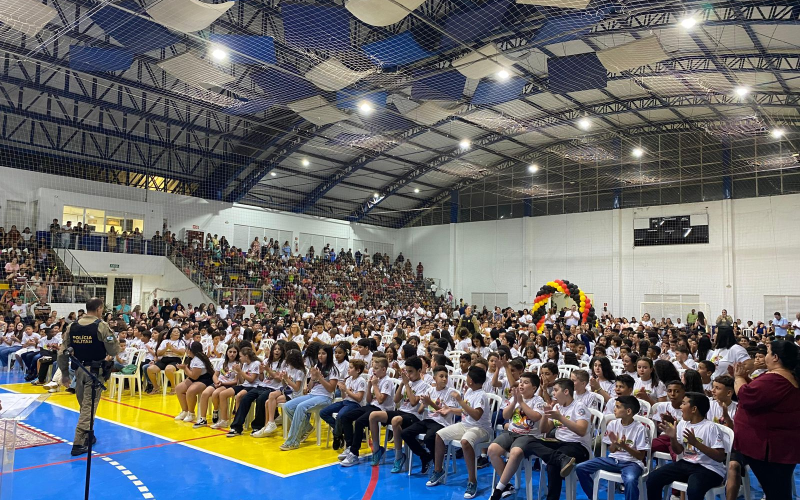 PROERD forma 500 alunos em Jacarezinho